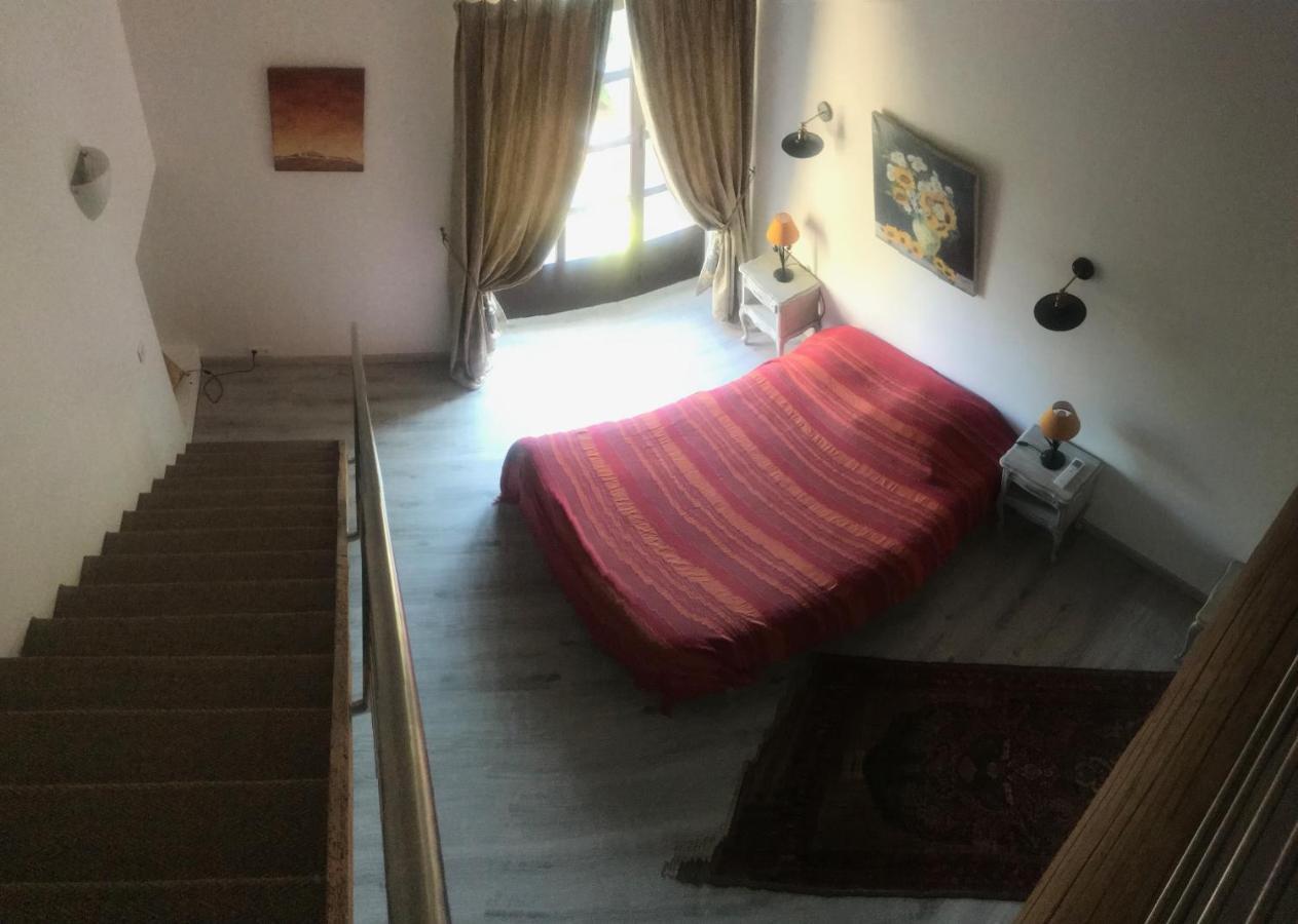 Chambres D Hotes De Charme Dans Mas La Souvine Du 17Eme, Chambres Climatisees Bédarrides Zewnętrze zdjęcie