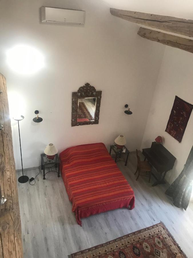 Chambres D Hotes De Charme Dans Mas La Souvine Du 17Eme, Chambres Climatisees Bédarrides Zewnętrze zdjęcie