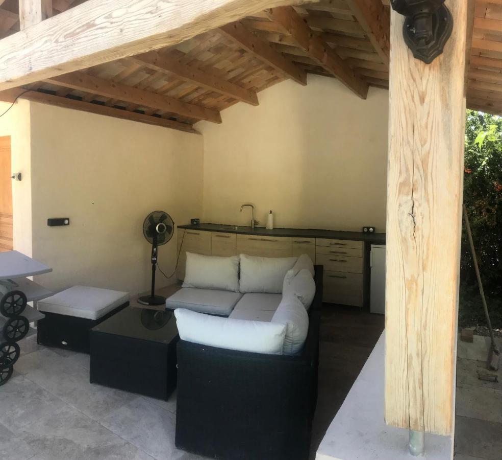 Chambres D Hotes De Charme Dans Mas La Souvine Du 17Eme, Chambres Climatisees Bédarrides Zewnętrze zdjęcie